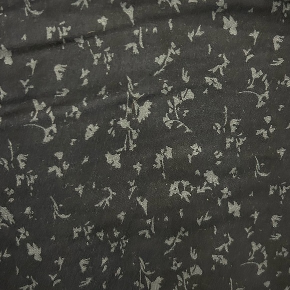 Thyme Maternity Dark Floral Jeans/Leggings, Sz XL - Picture 3 of 7